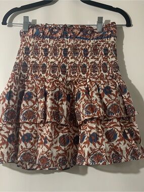 House of Harlow 1960 White Mini Skirt with Rust & Blue Floral Print
